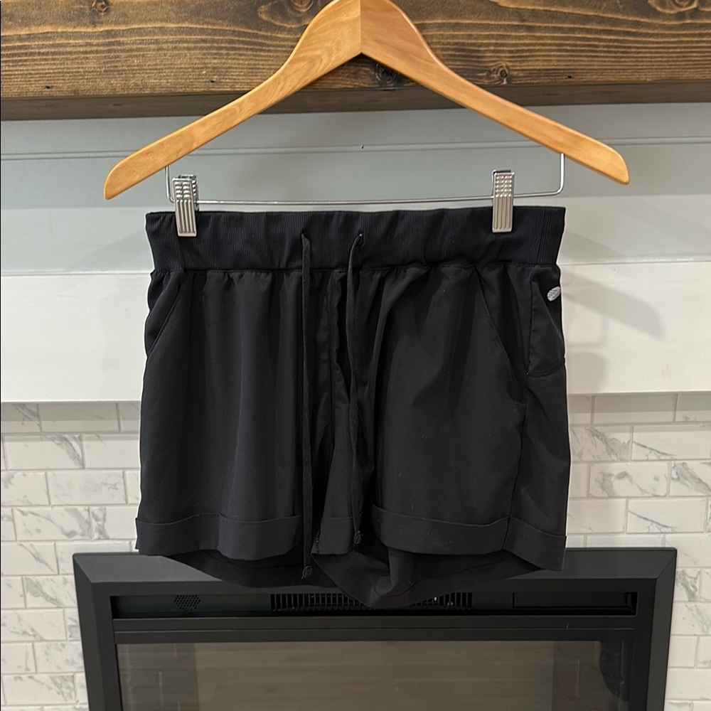 Z by Zella women’s sports athletic Shorts 4 for $20